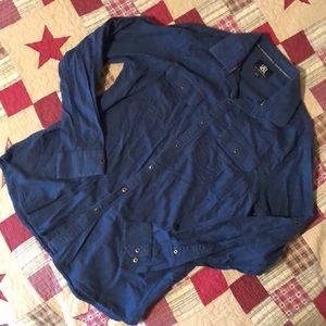 Button Up Rock & Republic size LG